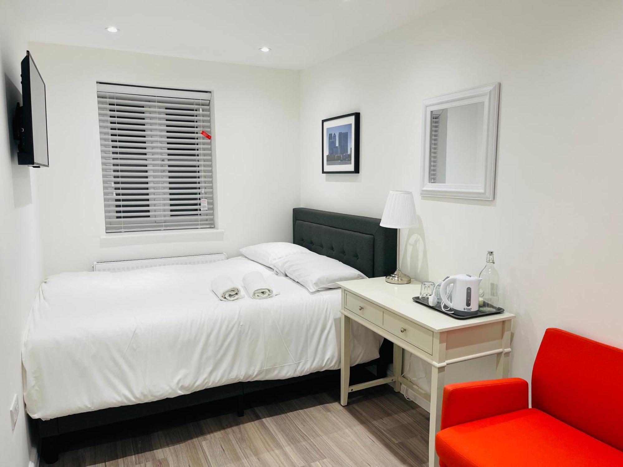 Riverside Premium Double Room Garden View E14 Londra Dış mekan fotoğraf
